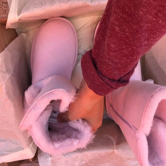 UGG AUTHENTIC BAILEY BUTTON PUFF Sz 7 New - Picture 2 of 6